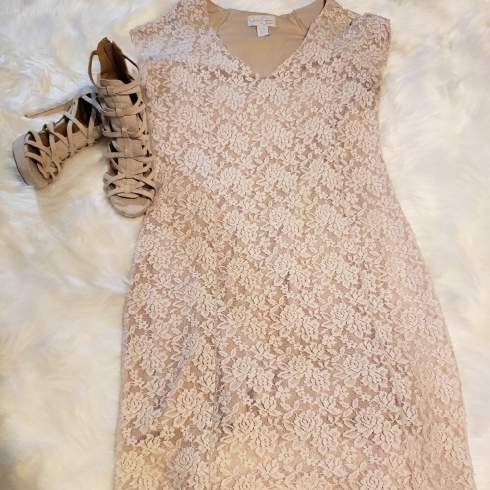 Jessica Simpson Maternity Dress